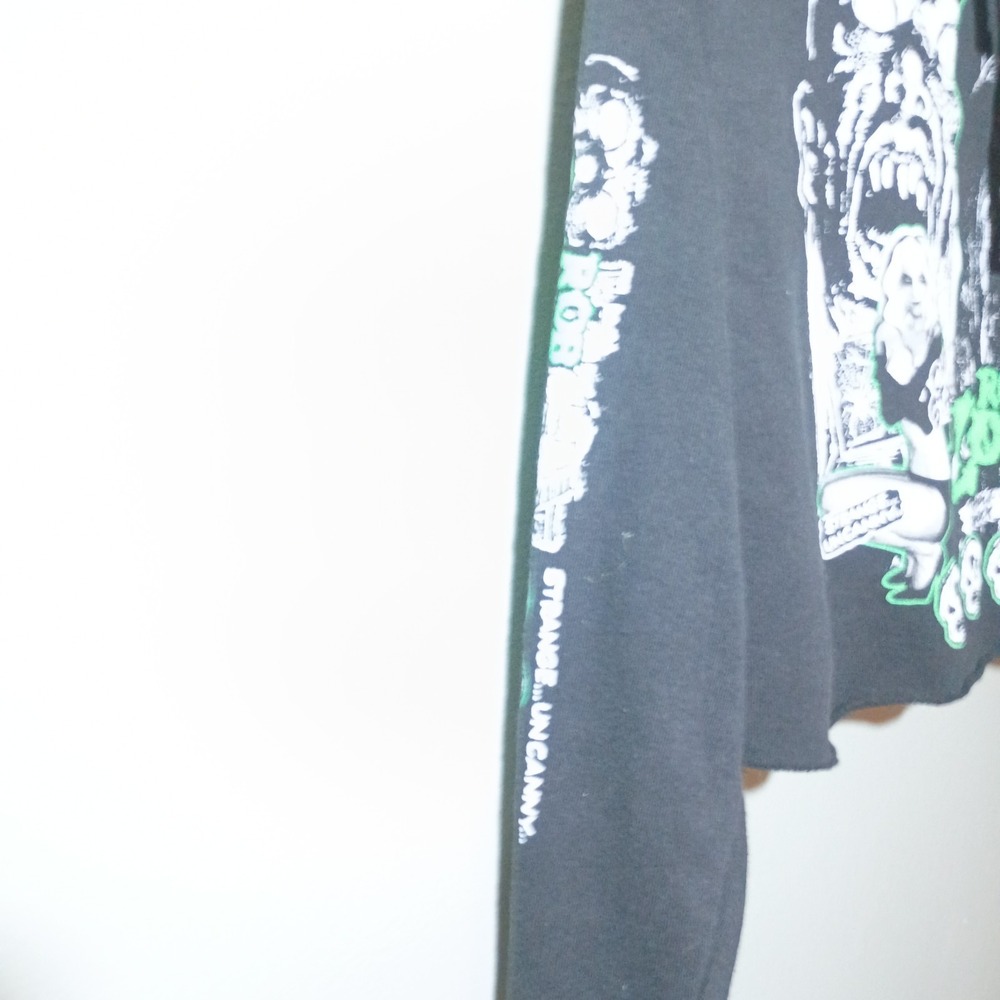 Hottopic Rob Zombie Strange, Uncanny...Cropped Hoodie Women's Large - Picture 6 of 16